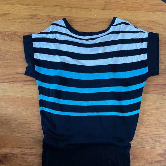 Fun retro sweater dress - Picture 2 of 6